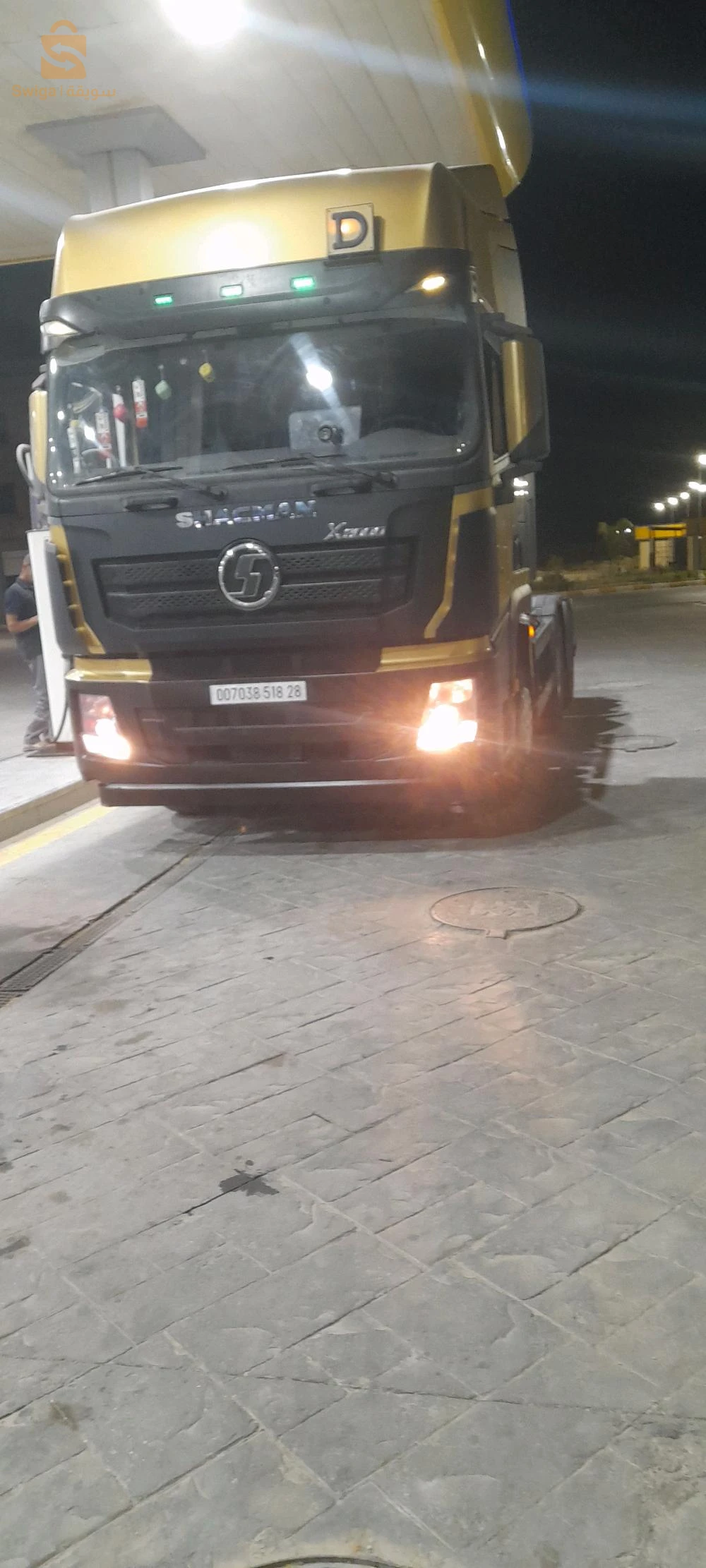 الشاحنات 