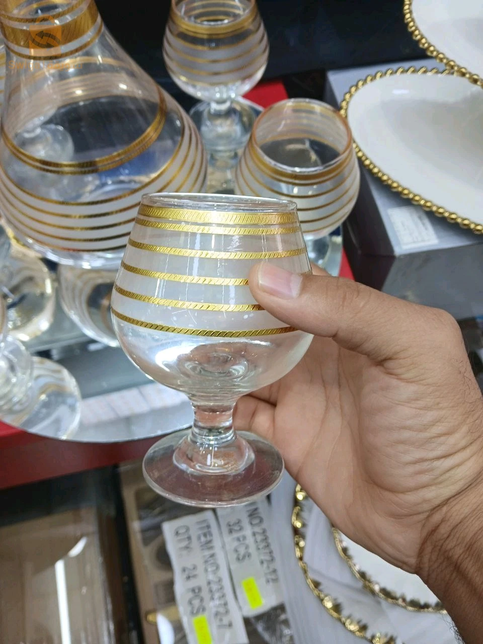 أكواب و فناجين 