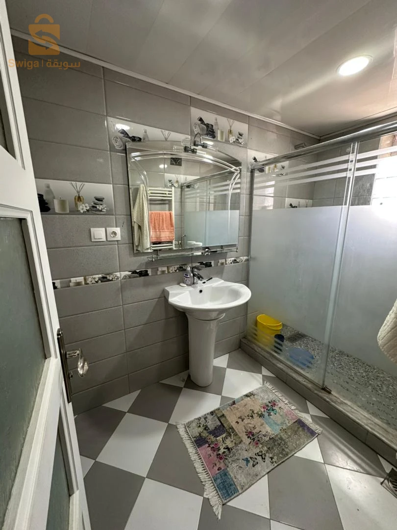 للبيع فلل سكنية عدد الغرف8 16 الجزائر