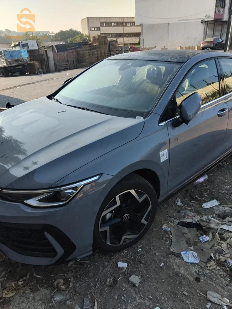 فولكس واجن Golf 2025 16 الجزائر