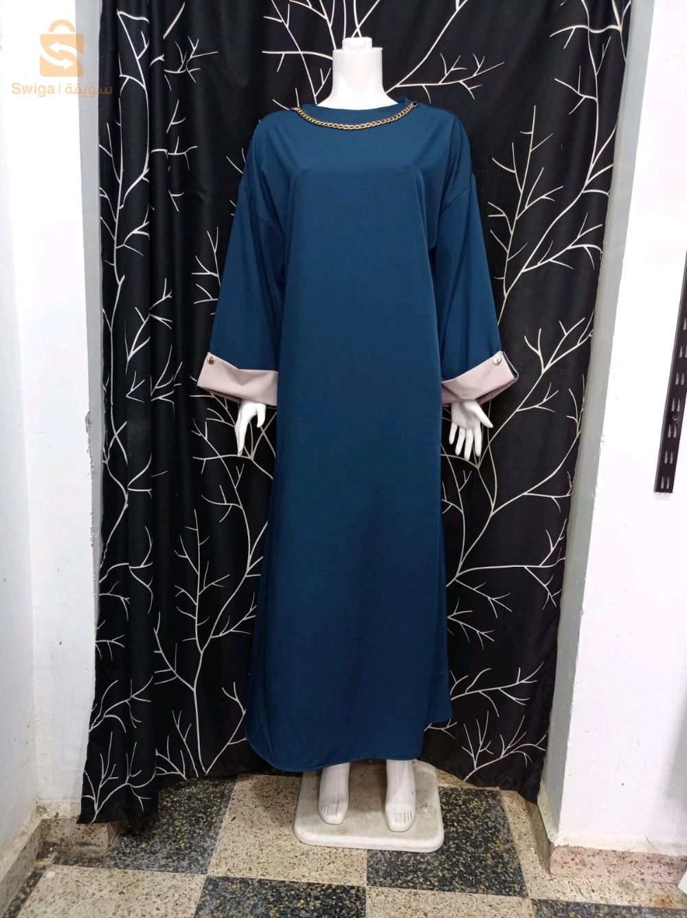 فساتين 