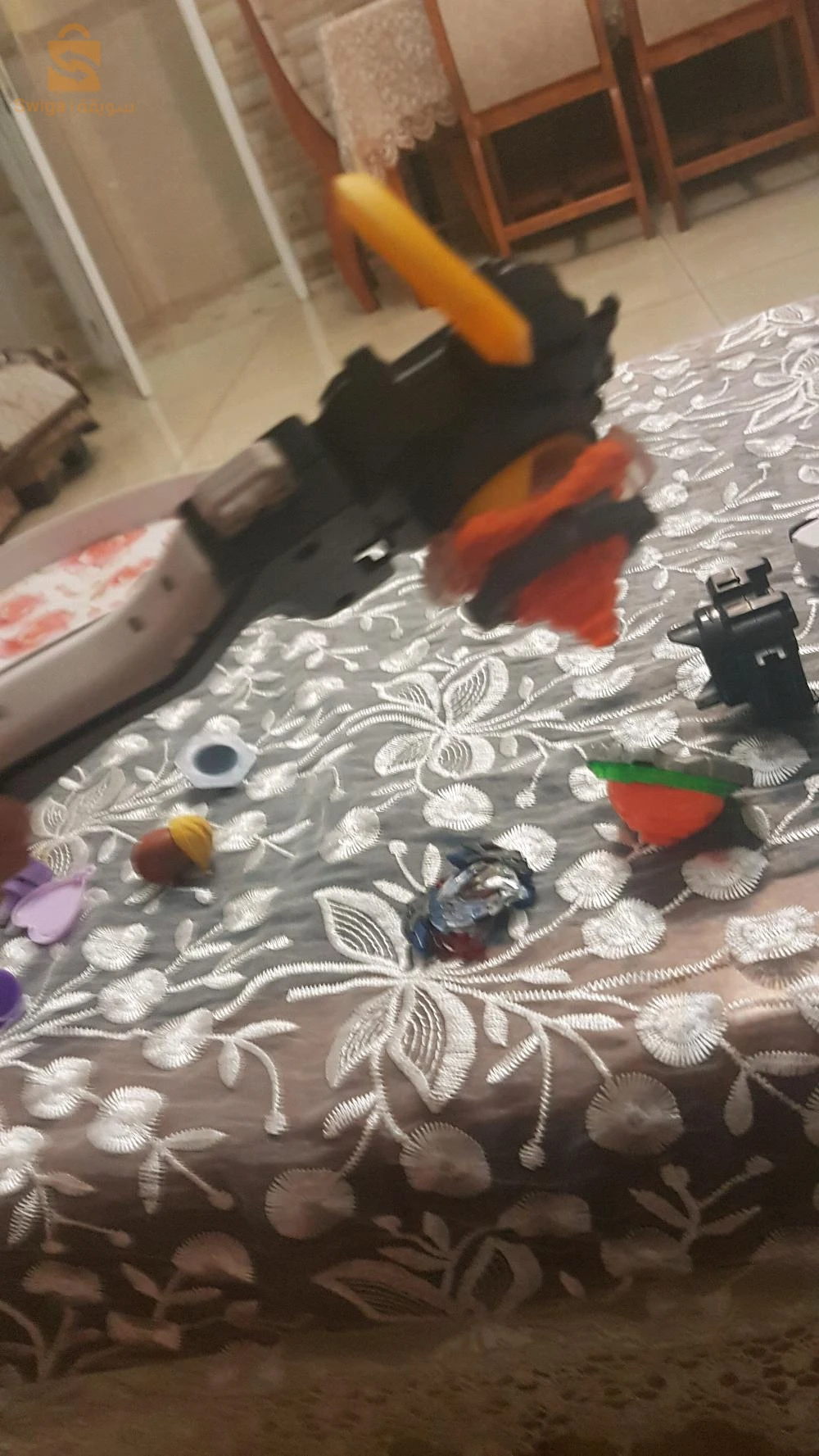 دُمى وألعاب