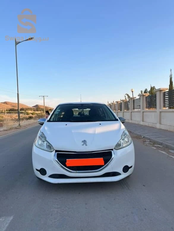 بيجو 208 2012 3 الاغواط