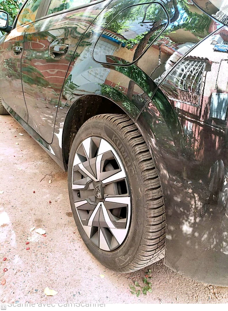 Peugeot 208 2024 42 TIPAZA