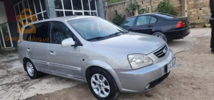 كيا Carens 2005 5 باتنة