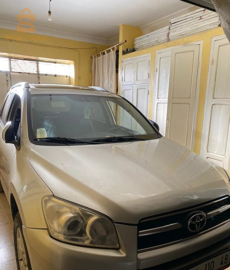 تويوتا RAV 4 2010 48 غليزان