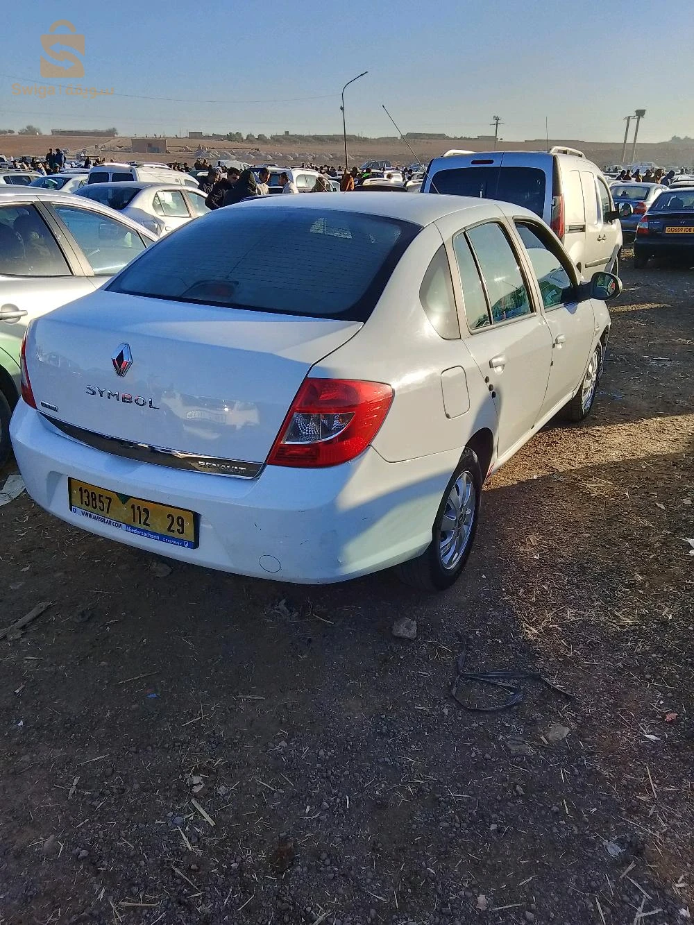 Renault SYMBOL 2012 29 MASCARA