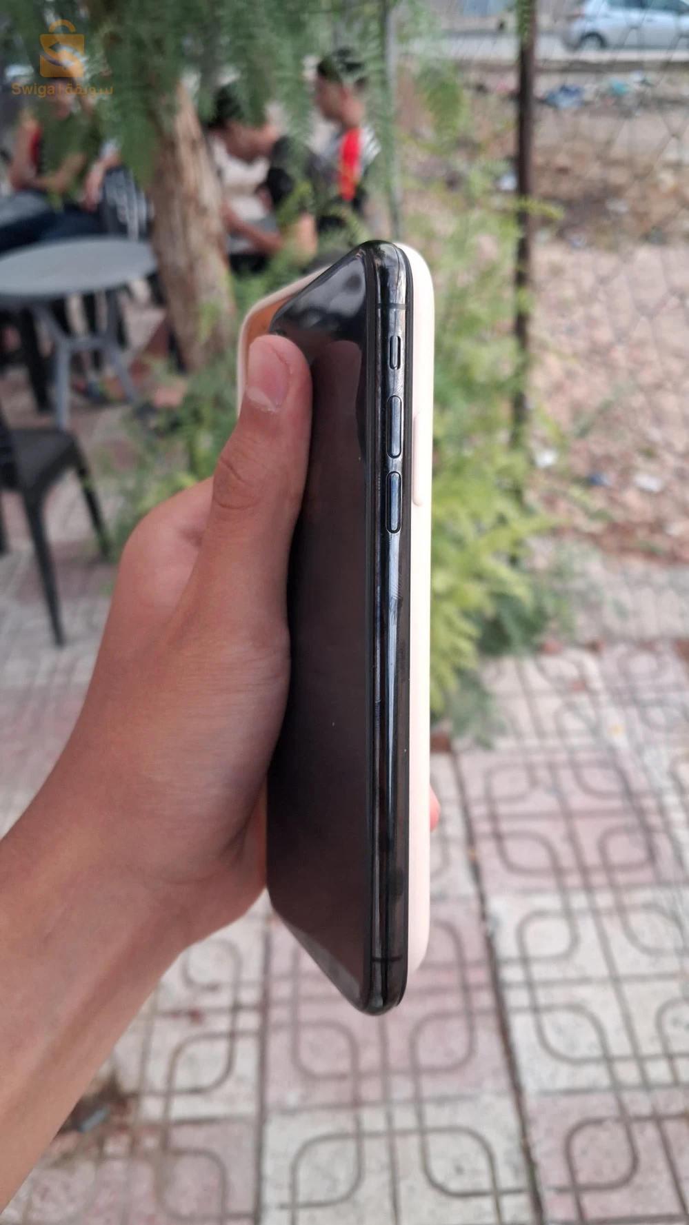 ايفون XS للبيع