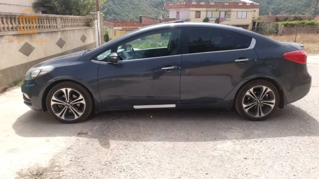 كيا Cerato 2013 5 باتنة