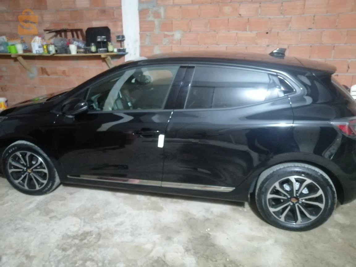 Renault Clio 5 2025 29 MASCARA