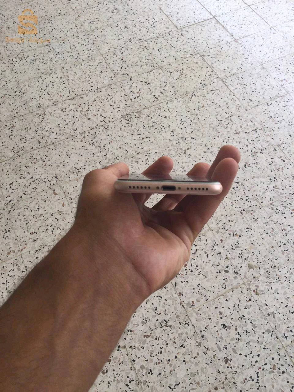 ايفون 8 للبيع
