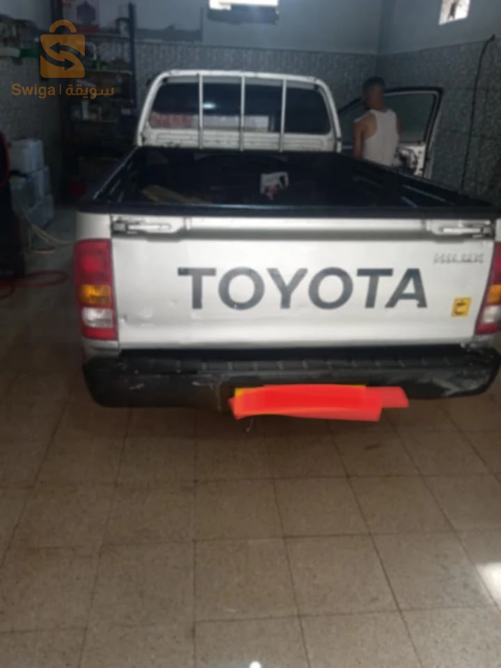 تويوتا Hilux 2007 24 قالمة