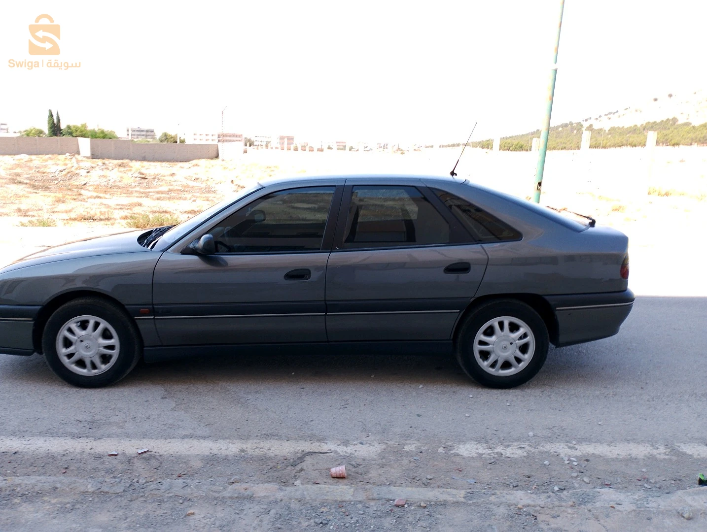 رينو Safrane 1999 4 ام البواقي