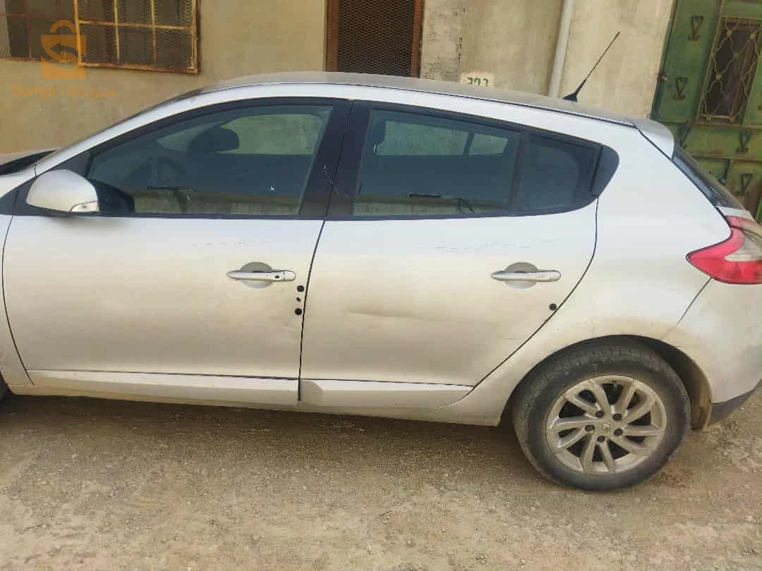 Renault Megane 2013 5 BATNA