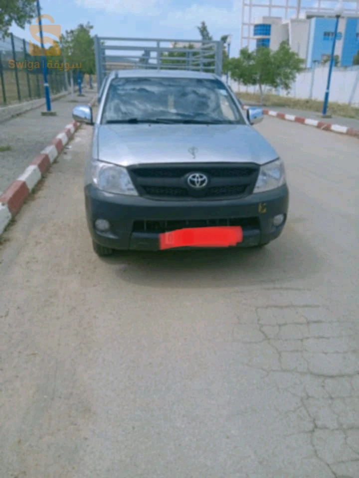تويوتا Hilux 2007 24 قالمة