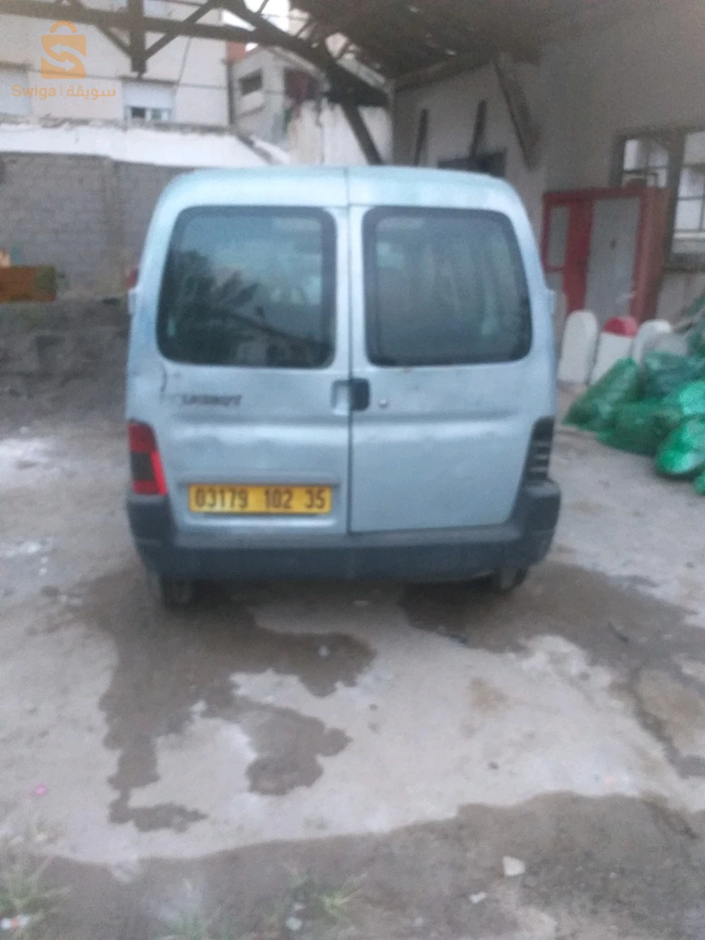 بيجو Partner 2002 35 بومرداس