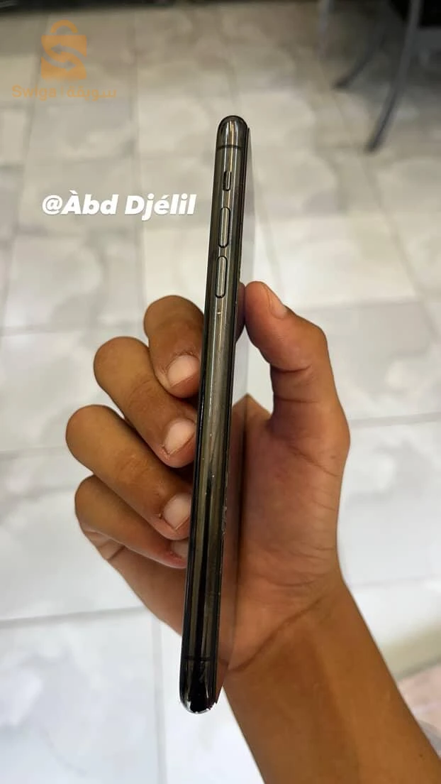 ايفون 11Pro Max للبيع