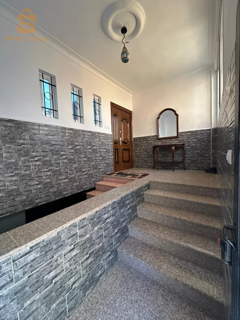 À vendre Villas les chambres 8 16 ALGER