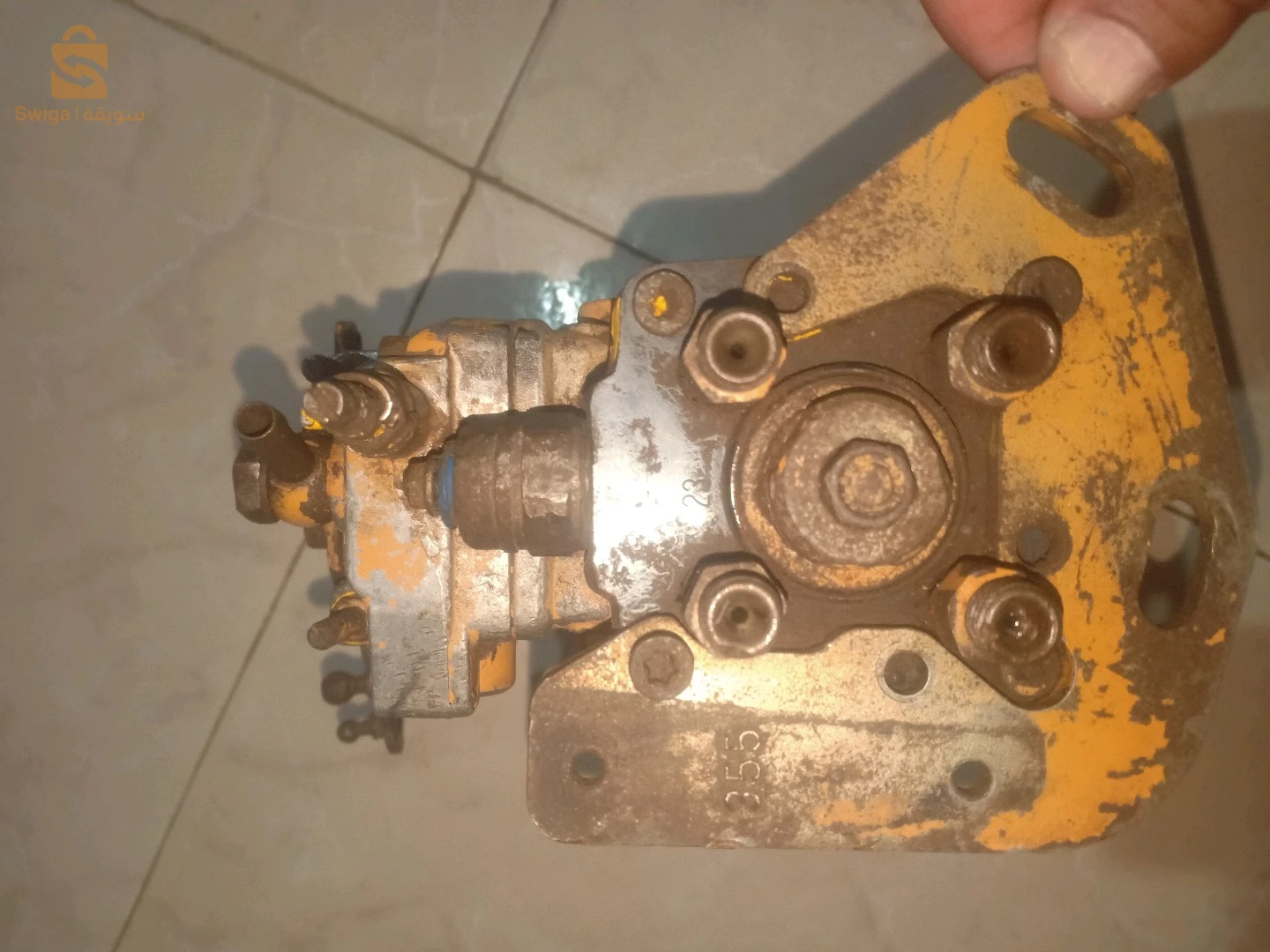 قلّابات وحفّارات 