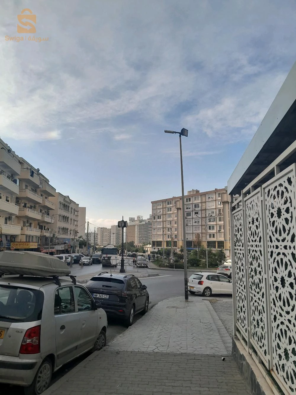À vendre Magasins les chambres  16 ALGER