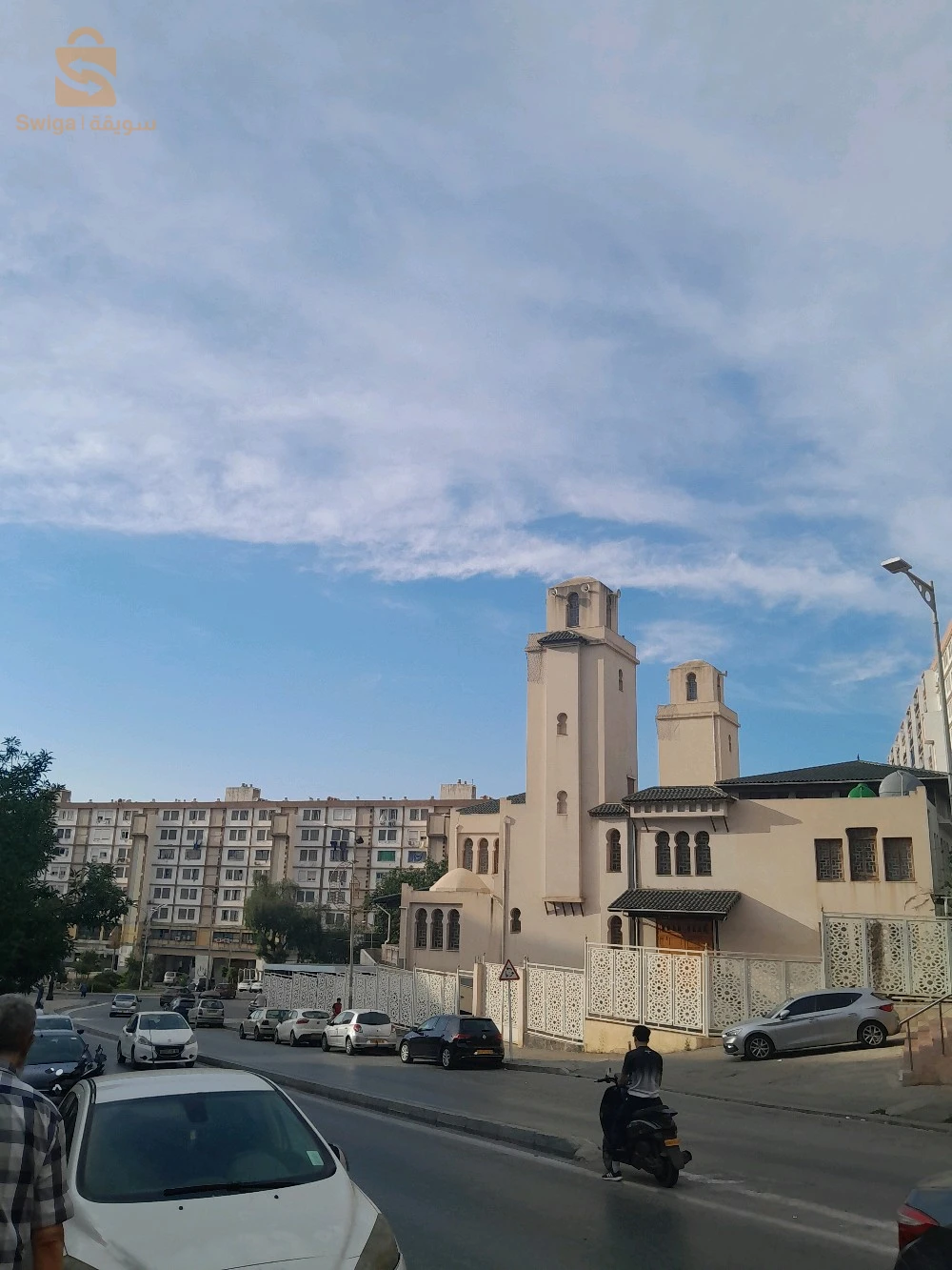 للبيع محلات تجارية عدد الغرف 16 الجزائر
