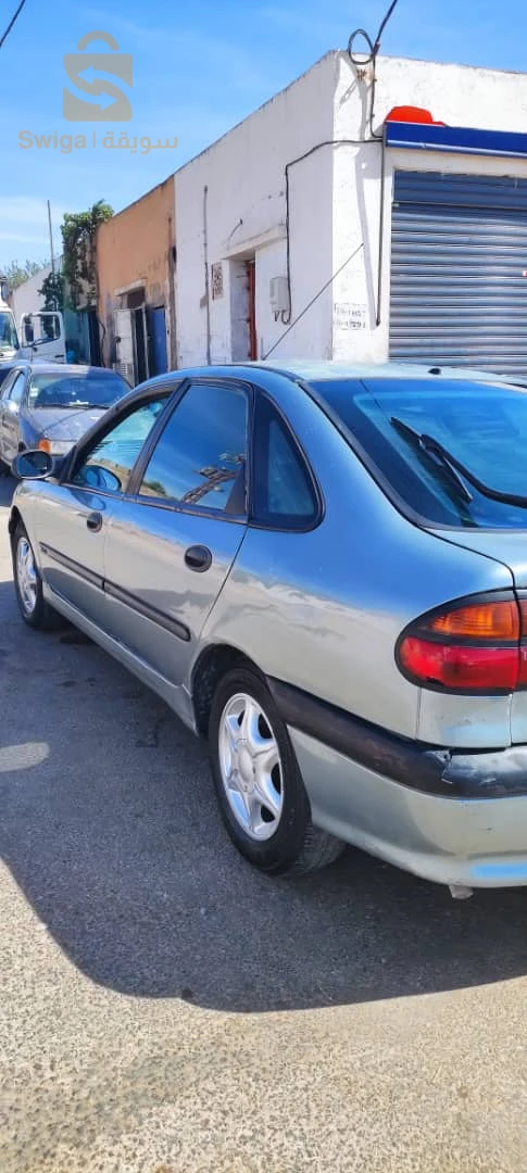 Renault Laguna 1995 27 MOSTAGANEM