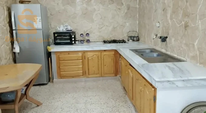 For sale Apartments Room Numberالمنزل يحتوي علي غرفتين و هول و مطبخ و صالون و حمام وكاف طيراس وفيروندة وحديقه 13 TLEMCEN