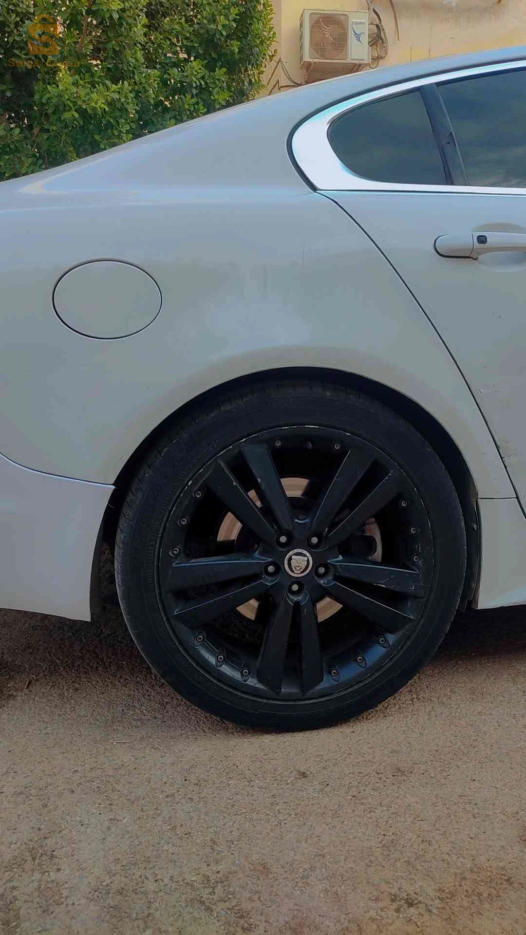 Jaguar XF 2012 48 RELIZANE