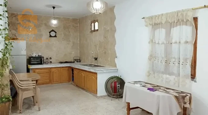 À vendre Appartements les chambres المنزل يحتوي علي غرفتين و هول و مطبخ و صالون و حمام وكاف طيراس وفيروندة وحديقه 13 TLEMCEN