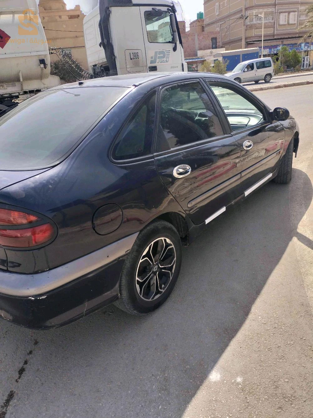 رينو Laguna 1995 7 بسكرة