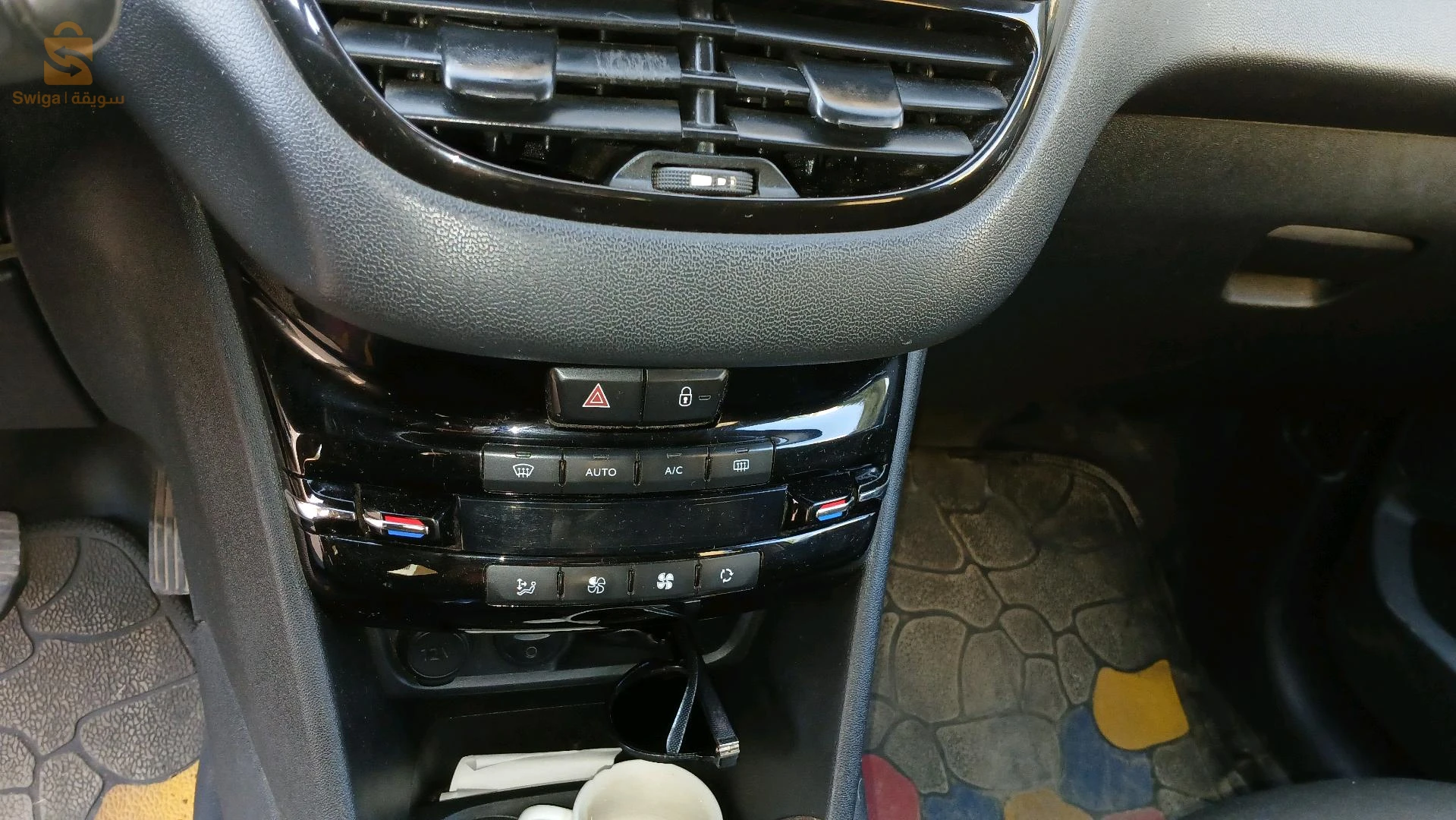 Peugeot 208 2014 16 ALGER