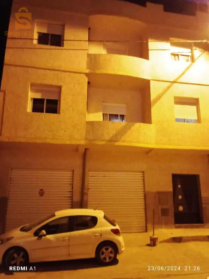 للبيع فلل سكنية عدد الغرف 31 وهران