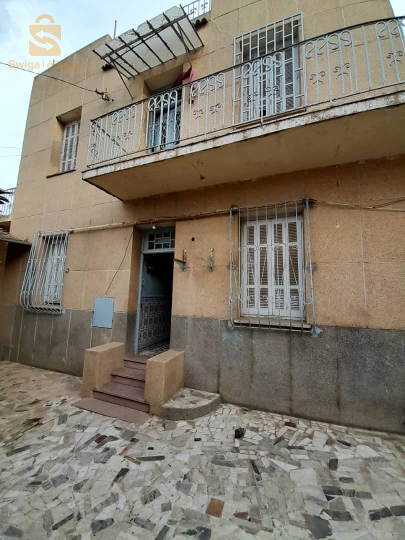 للبيع فلل سكنية عدد الغرف7 16 الجزائر