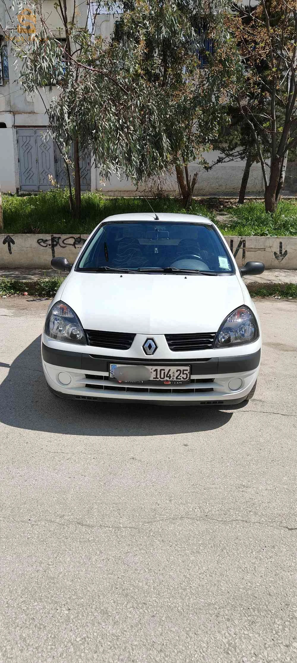 رينو 2004 25 قسنطينة