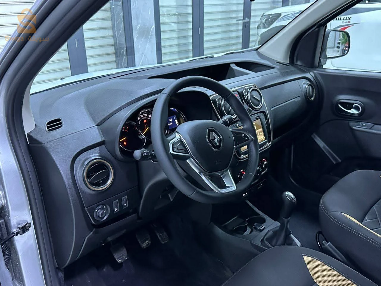 رينو Kangoo 2025 5 باتنة