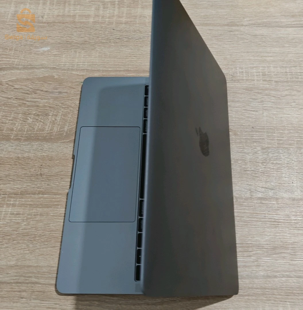 Apple MacBook Pro (2020) 13.5 i5-12eme