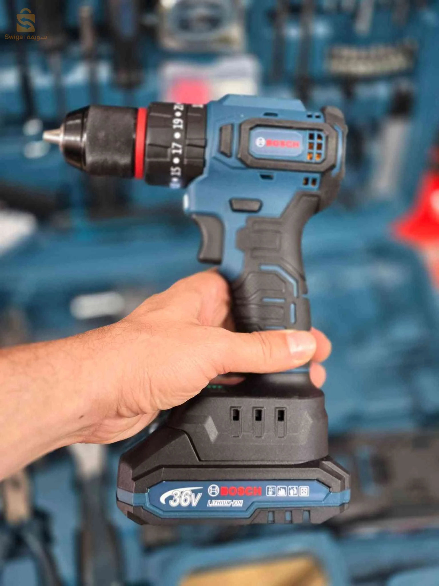 معدات البناء 