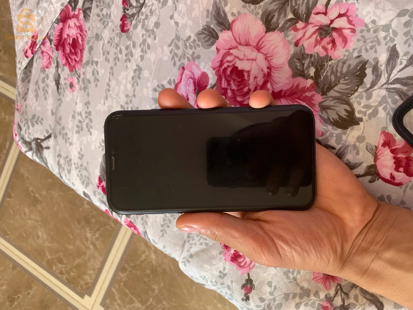 ايفون XR للبيع