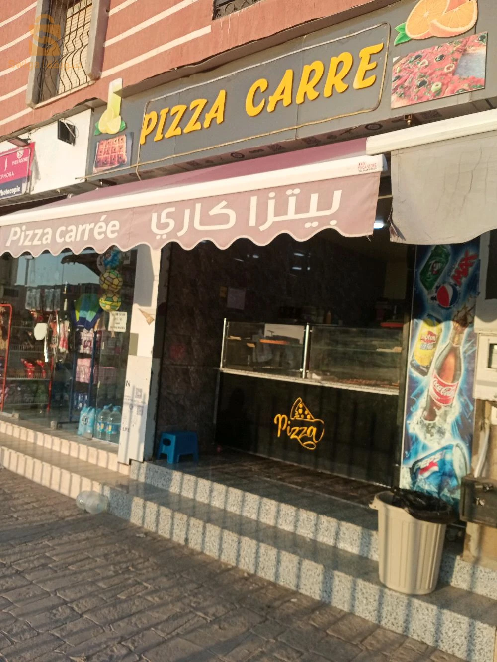 للبيع محلات تجارية عدد الغرف 16 الجزائر