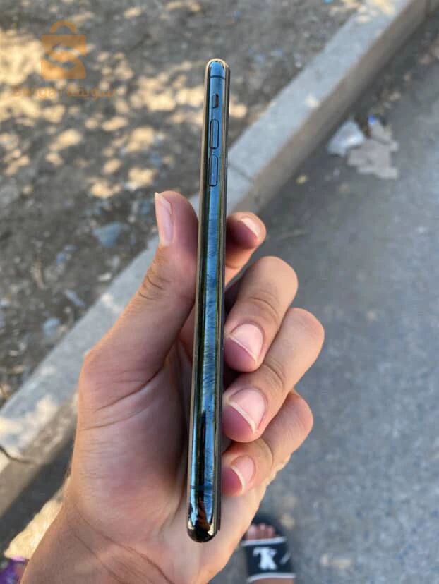 ايفون 11Pro Max للبيع