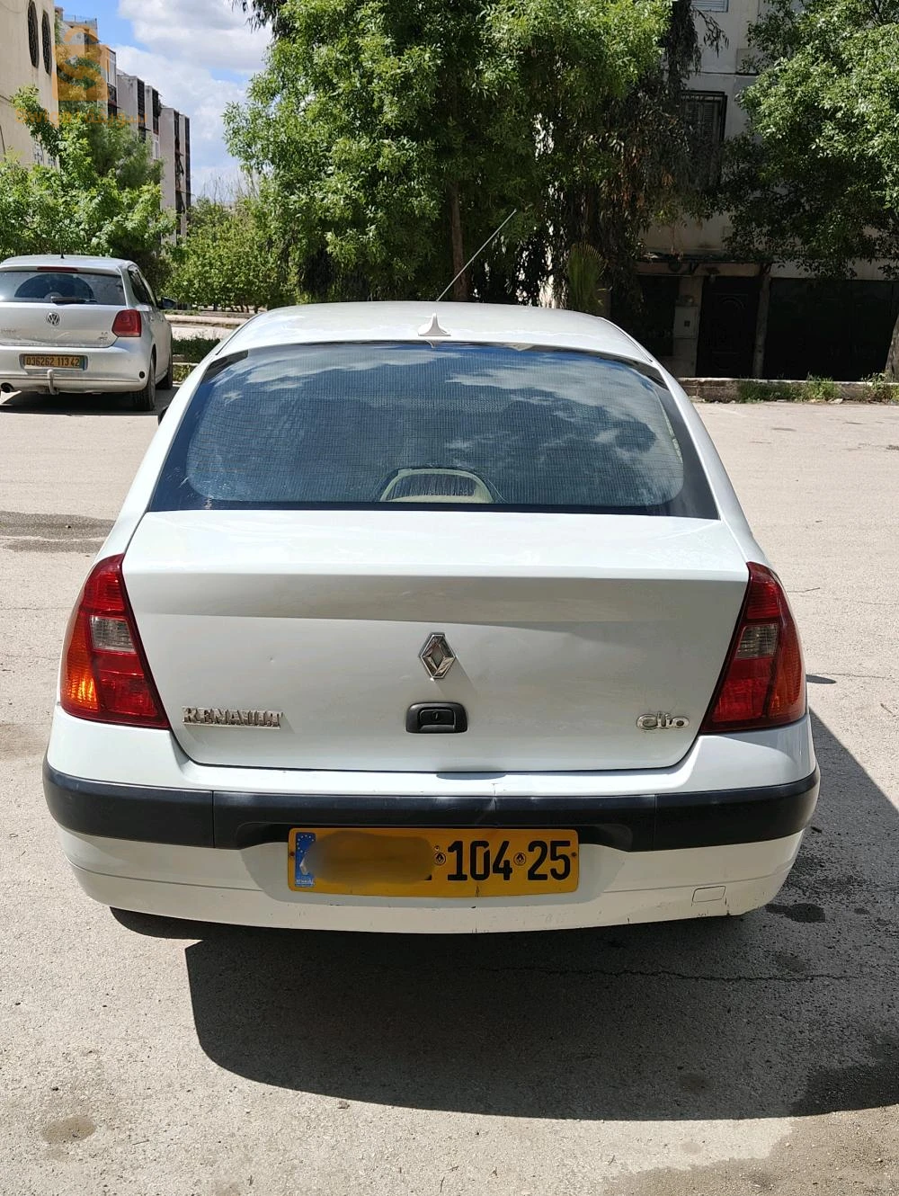 رينو 2004 25 قسنطينة