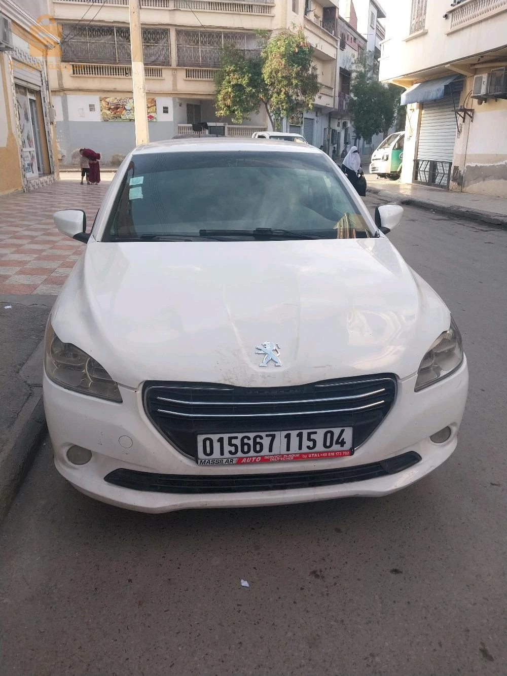 Peugeot 301 2015 4 OUM EL BOUAGHI
