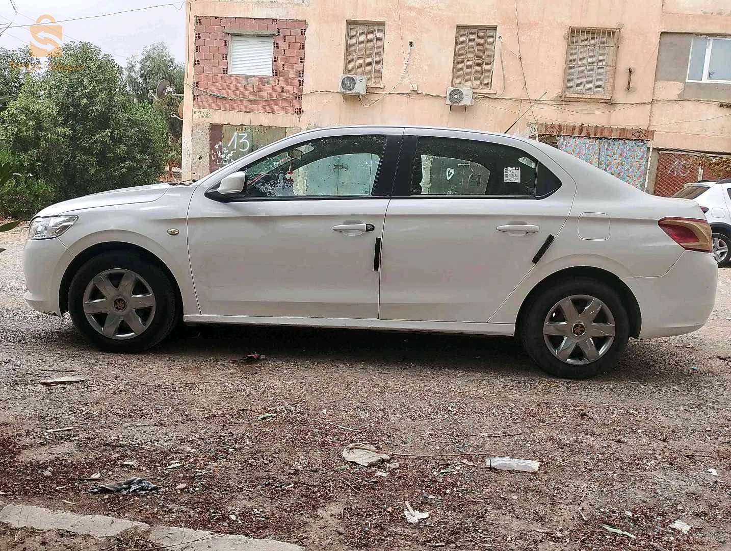 Peugeot 301 2013 5 BATNA