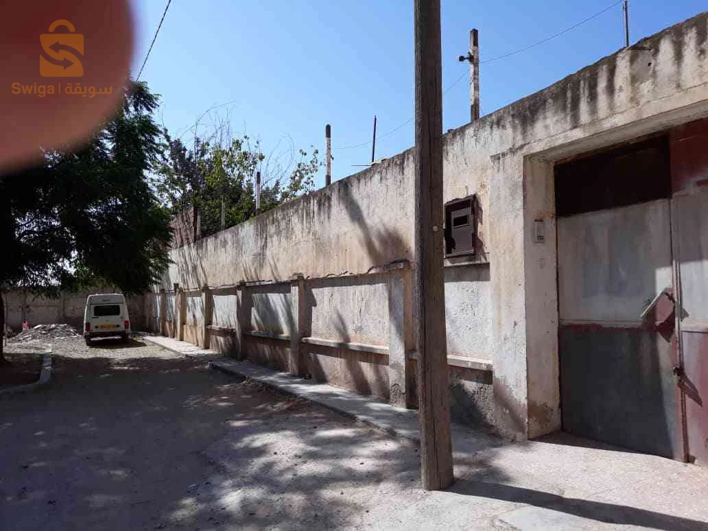 للبيع فلل سكنية عدد الغرف4 48 غليزان