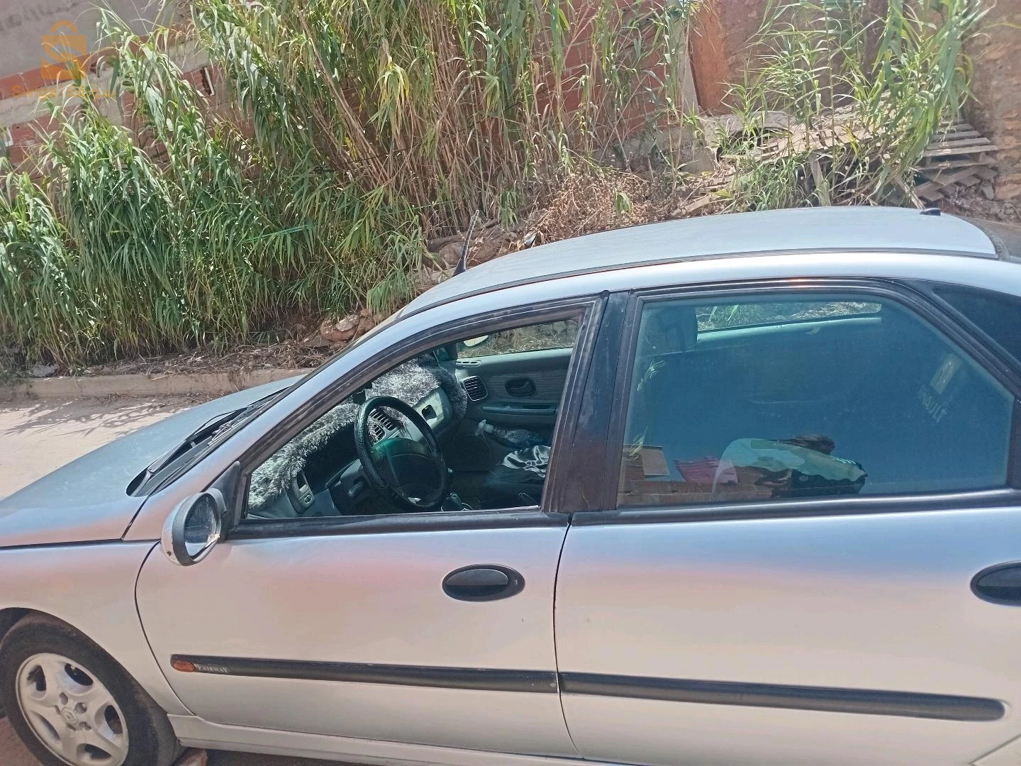 Renault Laguna 2000 13 TLEMCEN