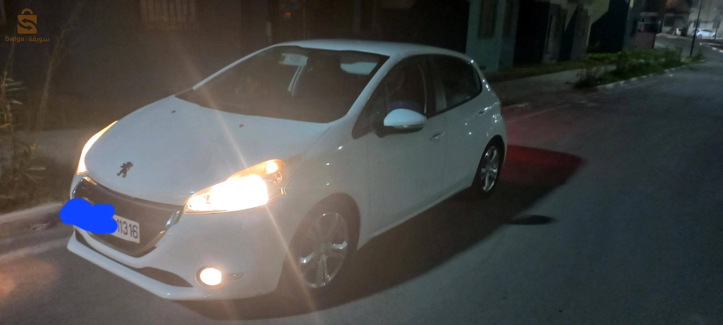 Peugeot 208 16 ALGER