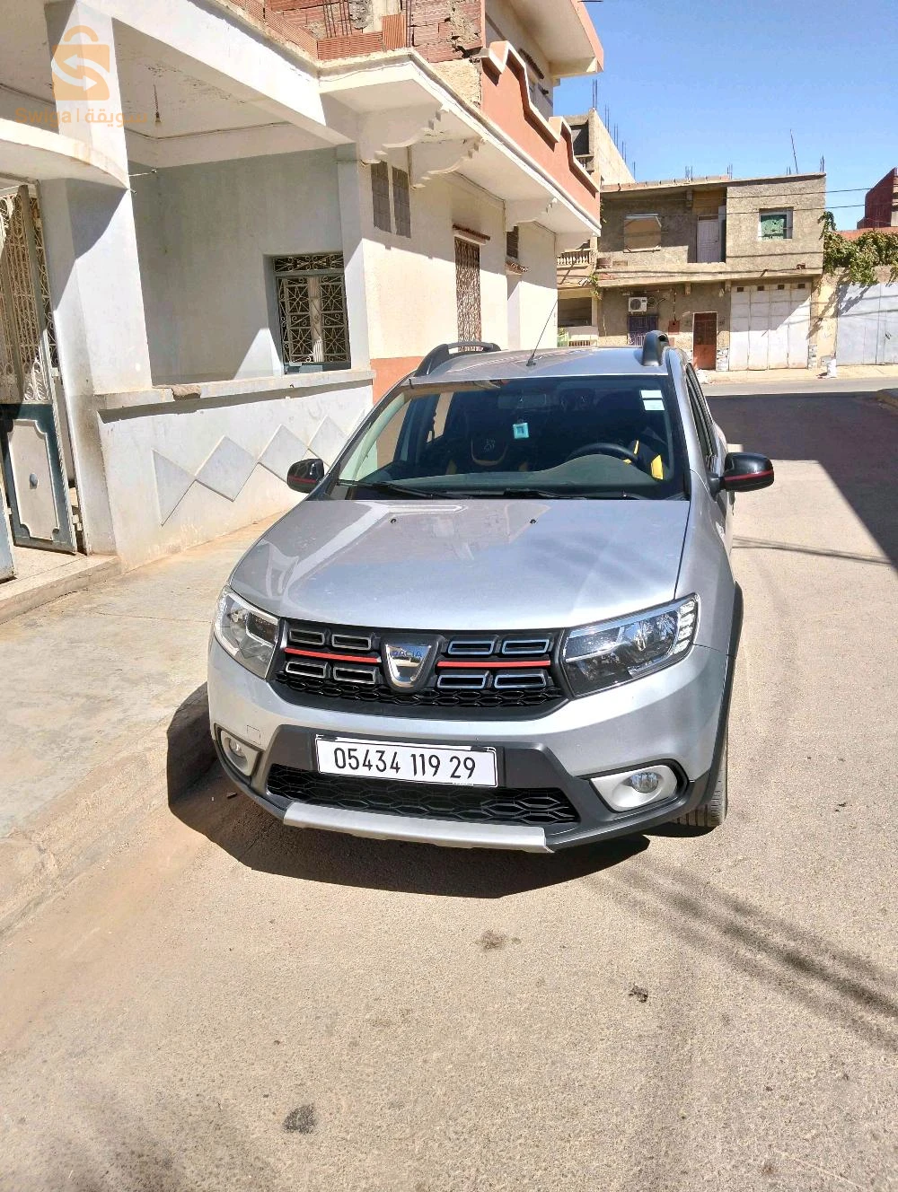 Dacia Sandero 29 MASCARA