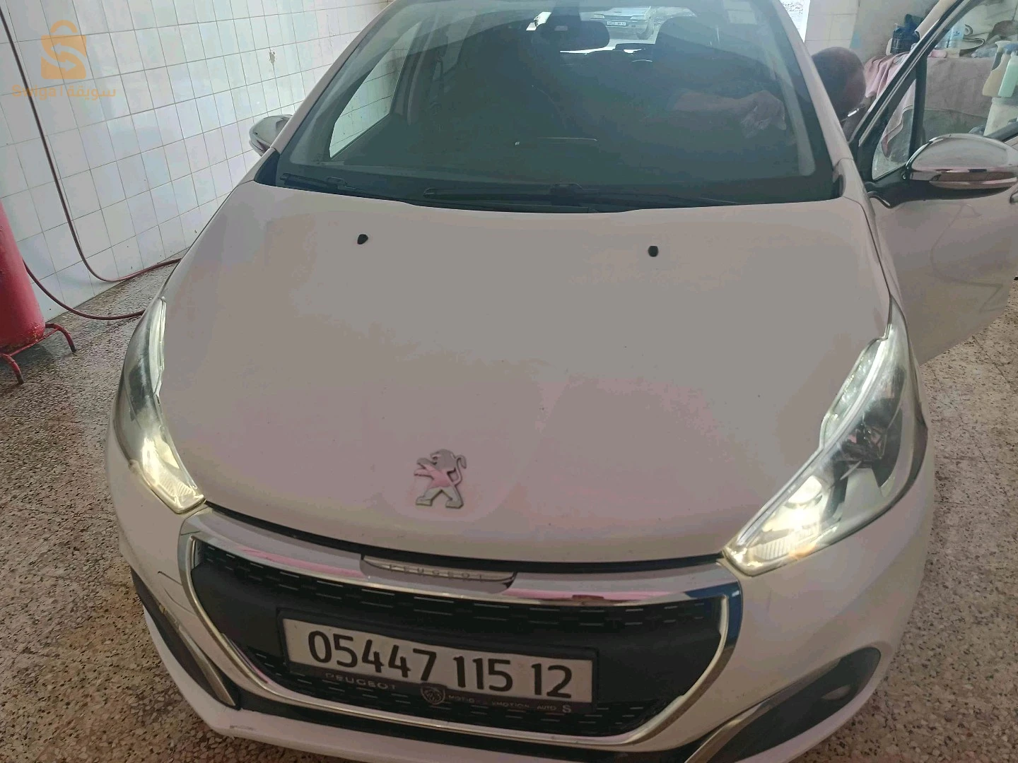 Peugeot 208 2015 12 TEBESSA