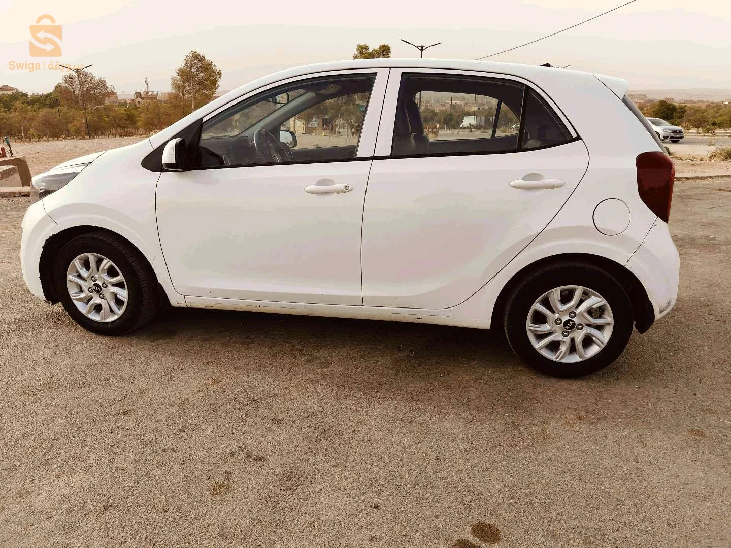 كيا Picanto 2019 32 البيض
