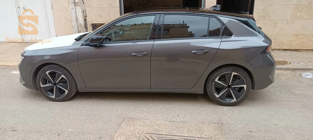 اوبل Astra 2025 31 وهران